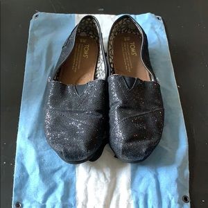 Glitter TOMS. Size 6.